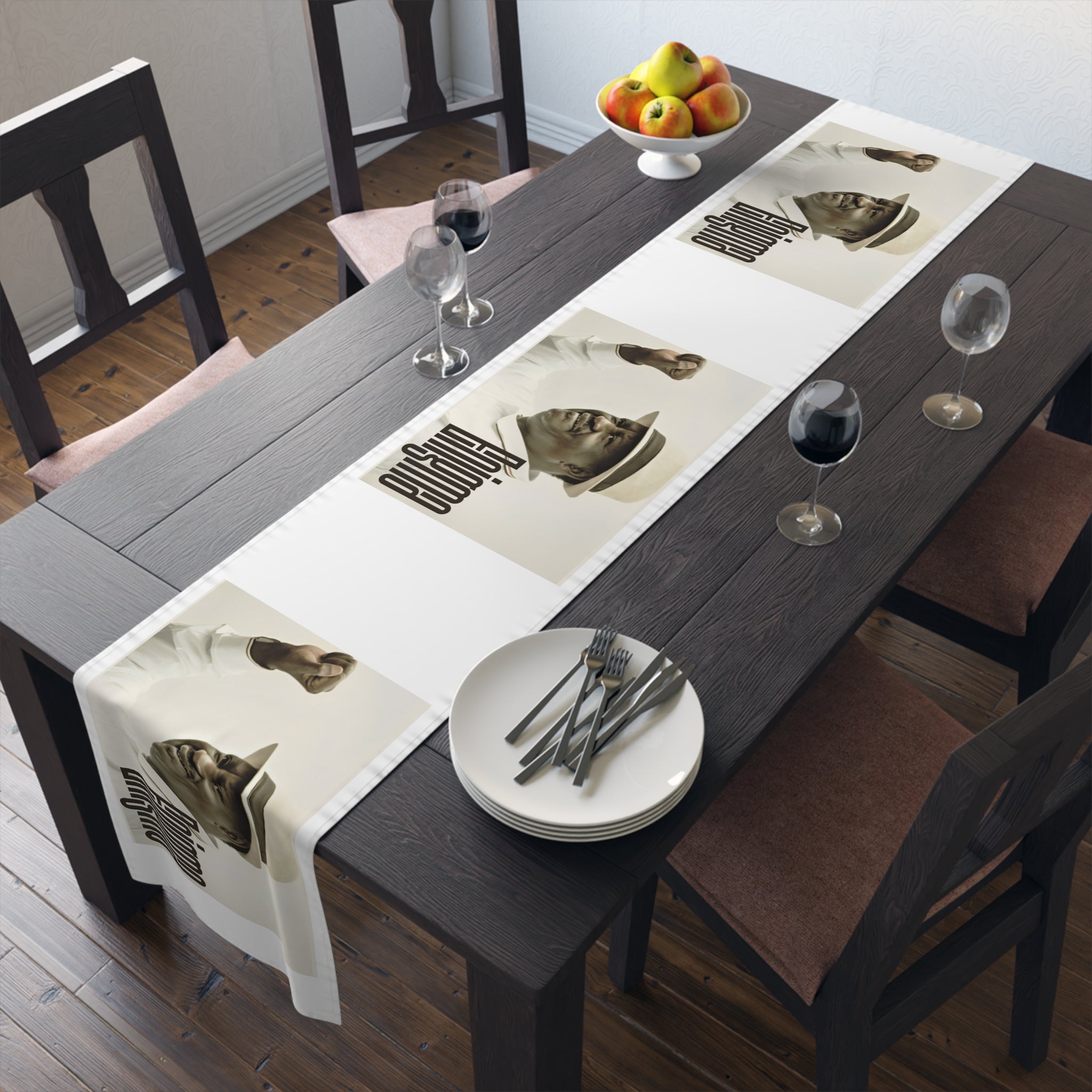 Raila Enigma 1 Table Runner (Cotton, Poly)