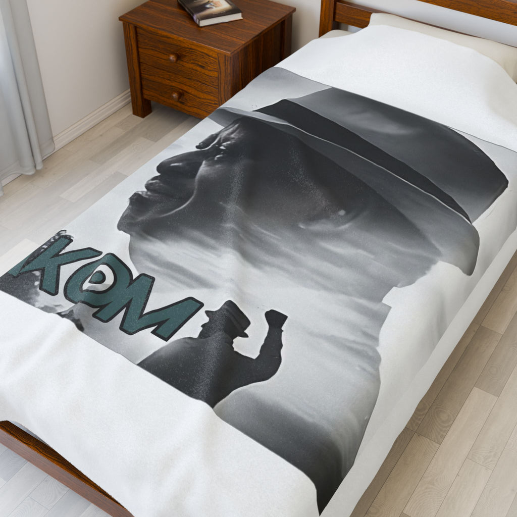 Raila Jakom 2 Velveteen Plush Blanket