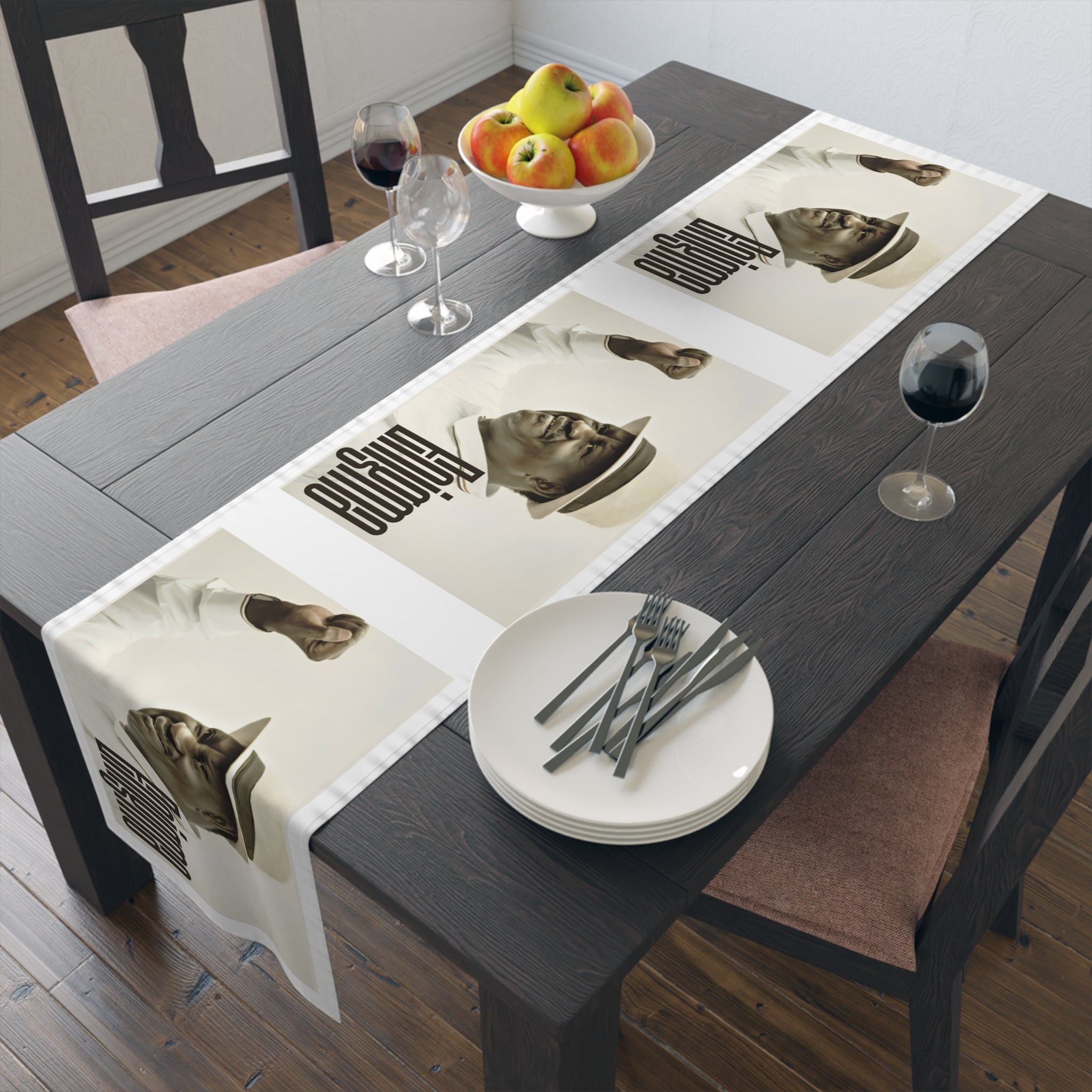 Raila Enigma 1 Table Runner (Cotton, Poly)